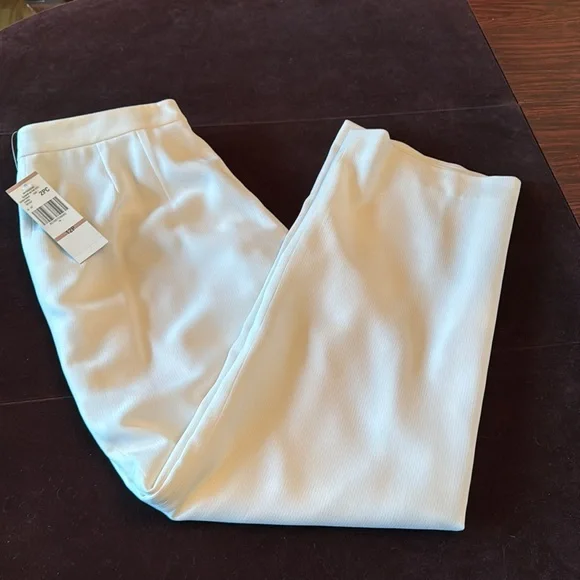 Brand New Jones New York White Lined Slacks - Picture 2 of 14